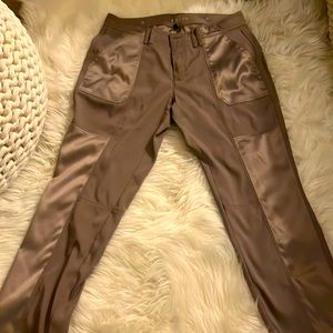 WHBM straight crop cargo size 2